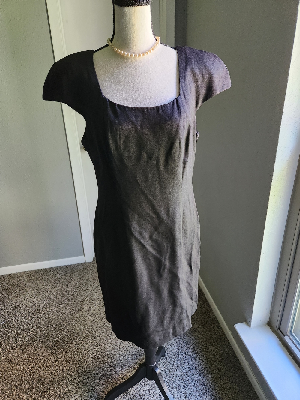Vintage Jessica Howard Black Square-Neck Cap Sleeve Midi Dress